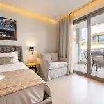מלון Elegant Maltepe *