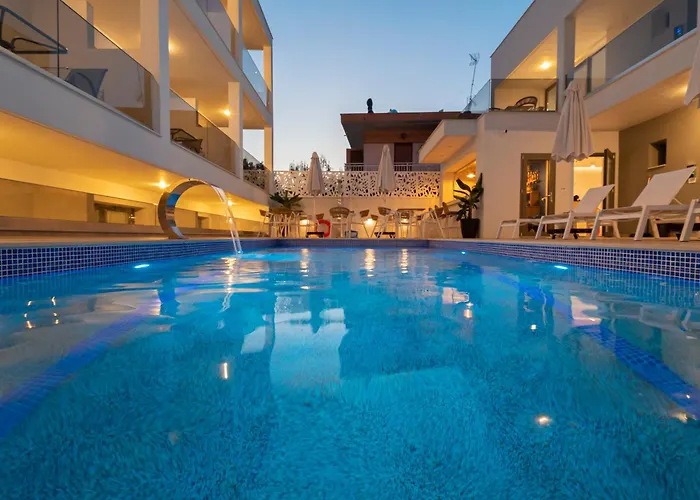 Elegant Maltepe * Kallithea (Chalkidiki)